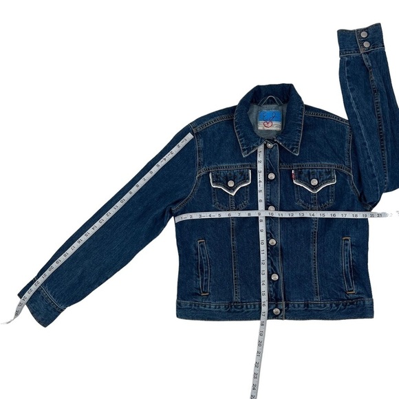 Levi’s Embellished Jean Jacket Size Small Women’s - Picture 5 of 6